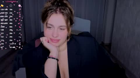 Snapshot of goga_li chatting on 09.10.25 Lilya online show from 09.10.25