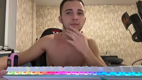 Golden boyyy21 online show from 02.19.25