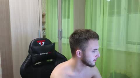 Golden boyyy21 online show from 11.26.25