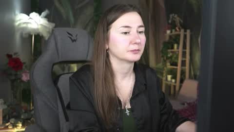 Snapshot of golden_dragones chatting on 07.01.26 Gloria online show from 07.01.26