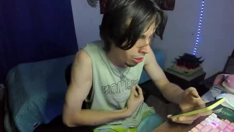 Snapshot of golden_ryan chatting on 04.27.26 Jmmmm online show from 04.27.26