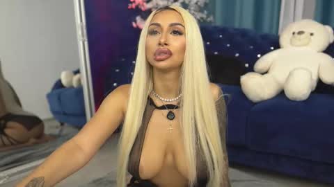 GoldenAmberX online show from 09.17.25