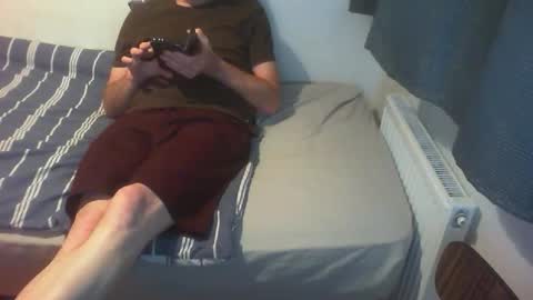 Goldenb02 online show from 11.19.25