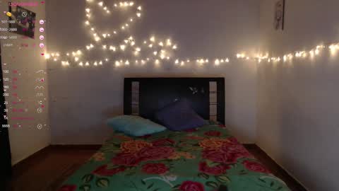 Snapshot of goldencandycotton chatting on 02.13.25 goldencandycotton online show from 02.13.25