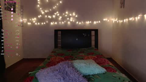 Snapshot of goldencandycotton chatting on 02.17.25 goldencandycotton online show from 02.17.25