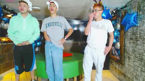 GOLDENJOI online show from 12.08.24