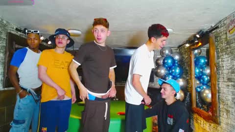 GOLDENJOI online show from 12.17.24