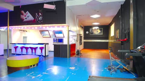 GOLDENJOI online show from 01.24.25