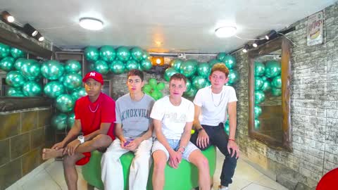 GOLDENJOI online show from 02.03.25