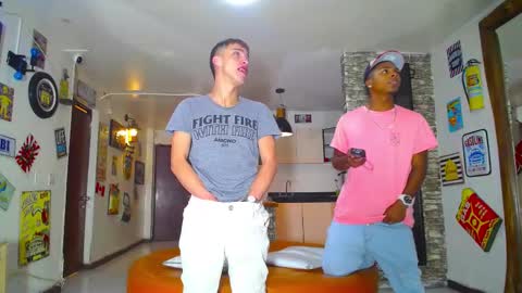 GOLDENJOI online show from 02.19.25