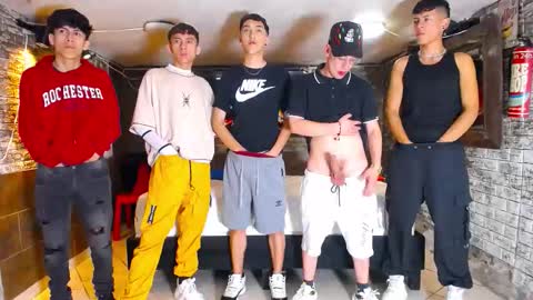 GOLDENJOI online show from 09.14.25