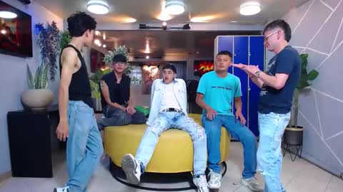 GOLDENJOI online show from 09.26.25