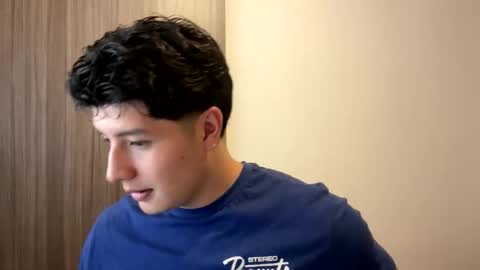 goldenknight33 online show from 10.02.25