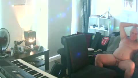 goldyguy011 online show from 11.28.25