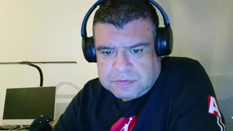 gomezgonz5 online show from 09.11.25