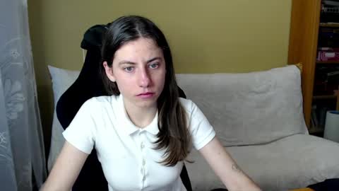 Snapshot of good__night chatting on 05.15.26 Elizabeth Effie online show from 05.15.26