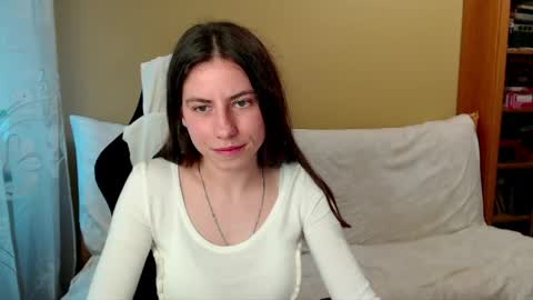 Snapshot of good__night chatting on 05.26.26 Elizabeth Effie online show from 05.26.26