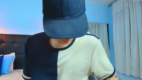 Snapshot of good_sheep chatting on 03.11.25 good_sheep online show from 03.11.25