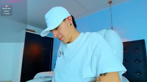 Snapshot of good_sheep chatting on 09.23.25 good_sheep online show from 09.23.25