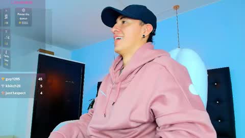 Snapshot of good_sheep chatting on 10.01.25 good_sheep online show from 10.01.25