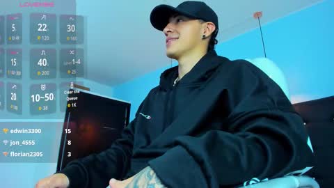 Snapshot of good_sheep chatting on 11.01.25 good_sheep online show from 11.01.25