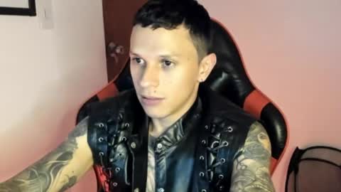 Snapshot of goodboy69i chatting on 04.22.26 goodboy69i online show from 04.22.26