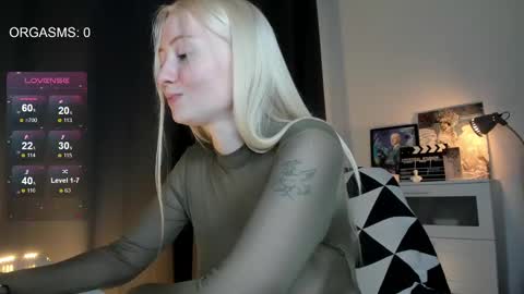 SOPHIE online show from 02.16.25