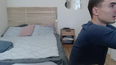 goodgg229975 online show from 10.14.25