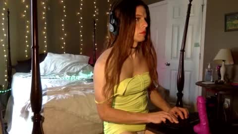 Avynn T Morgan online show from 09.21.25