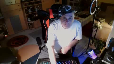 google5001 online show from 11.16.25