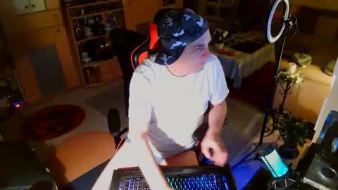 google5001 online show from 12.02.25