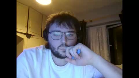 Snapshot of goonerpiggie chatting on 10.12.25 goonerpiggie online show from 10.12.25