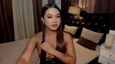RIANA online show from 01.14.25