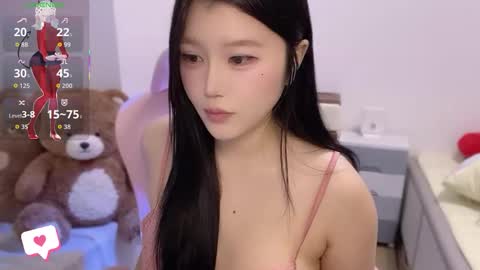 Snapshot of gorgeous_girl33 chatting on 02.21.26 gorgeous girl33 online show from 02.21.26