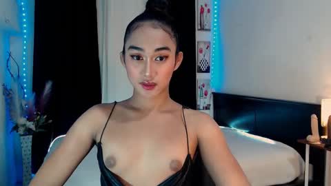 Snapshot of gorgeous_nicole chatting on 02.18.25 gorgeous_nicole online show from 02.18.25