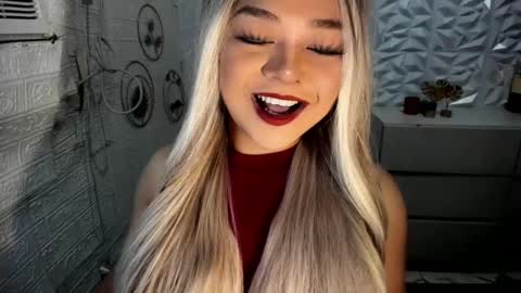 Amanda rose online show from 11.22.25