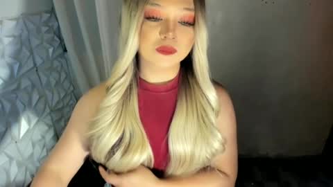 Snapshot of gorgeousamandarose chatting on 06.12.26 Amanda rose online show from 06.12.26