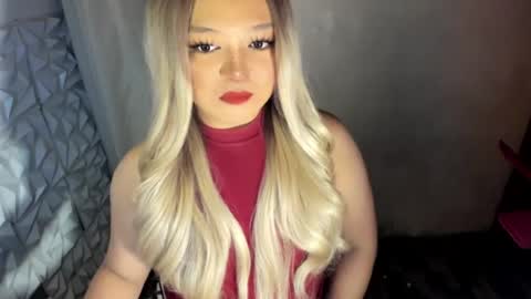 Snapshot of gorgeousamandarose chatting on 06.14.26 Amanda rose online show from 06.14.26