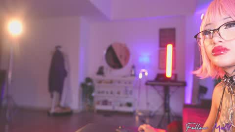 Snapshot of goth_dolll chatting on 09.26.25 sophie Special celebration a the beach 300k followers 3011 and 0112 online show from 09.26.25