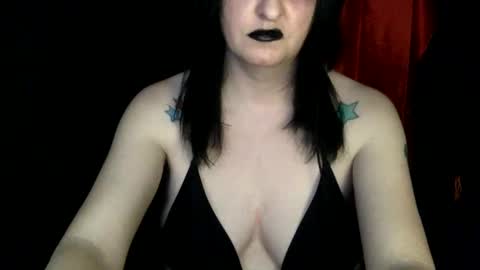Snapshot of goth_kitten_uwu chatting on 12.30.24 Kitten online show from 12.30.24