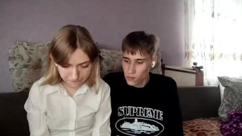 Snapshot of gothamrobyn chatting on 05.23.26 Lilly and Jake online show from 05.23.26