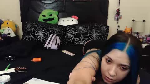 gothbaby305 online show from 10.17.25