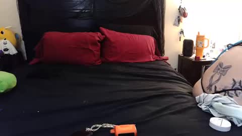 gothbaby305 online show from 10.27.25