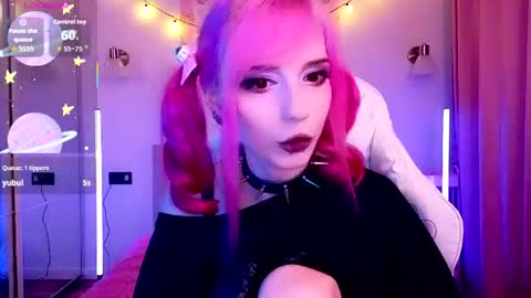 Snapshot of gothiclali chatting on 06.22.26 gothiclali online show from 06.22.26
