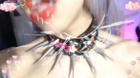 Snapshot of gothicute chatting on 09.26.25 online show from 09.26.25