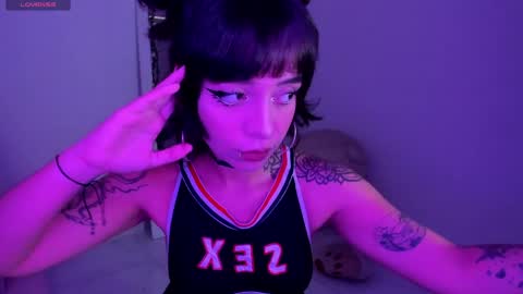 Violet online show from 05.20.26