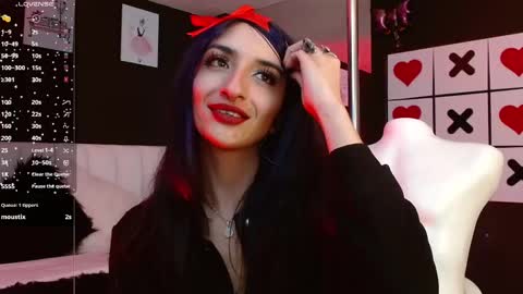 Meredith Alessandra online show from 02.15.25