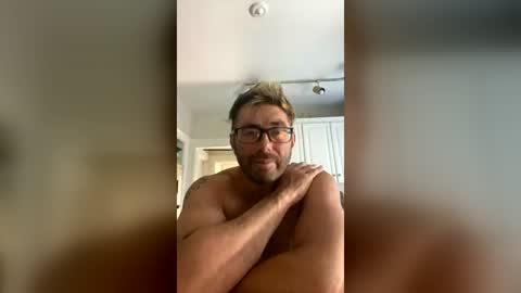 Snapshot of gr33nvap chatting on 07.25.26 Cuddleguy online show from 07.25.26