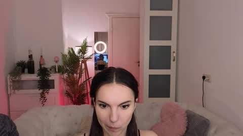 grace_autumn_mood online show from 10.15.25