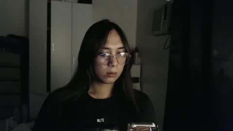 HoneyGrace online show from 01.14.25